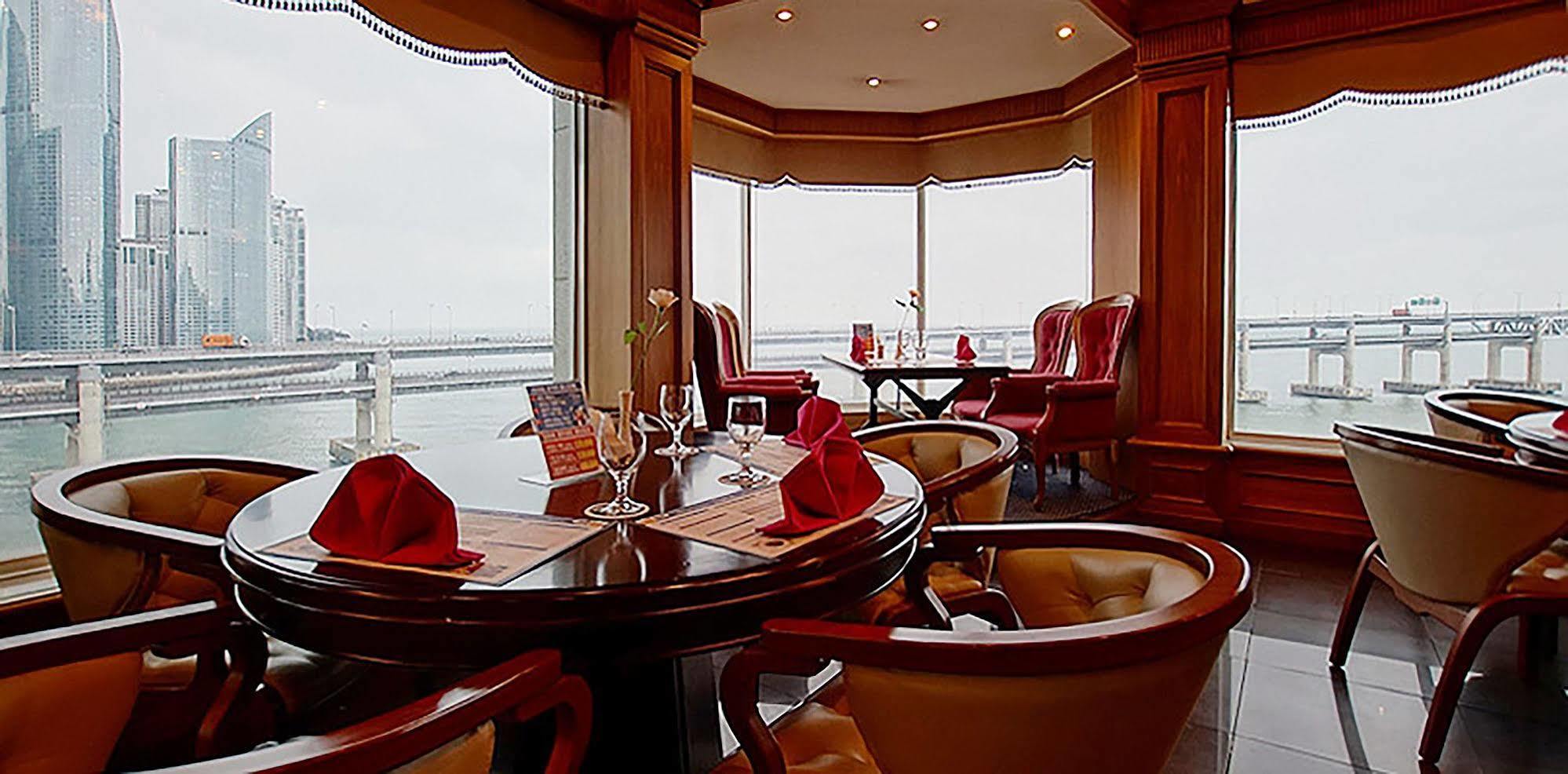 Hotel Castle Beach Пусан Экстерьер фото