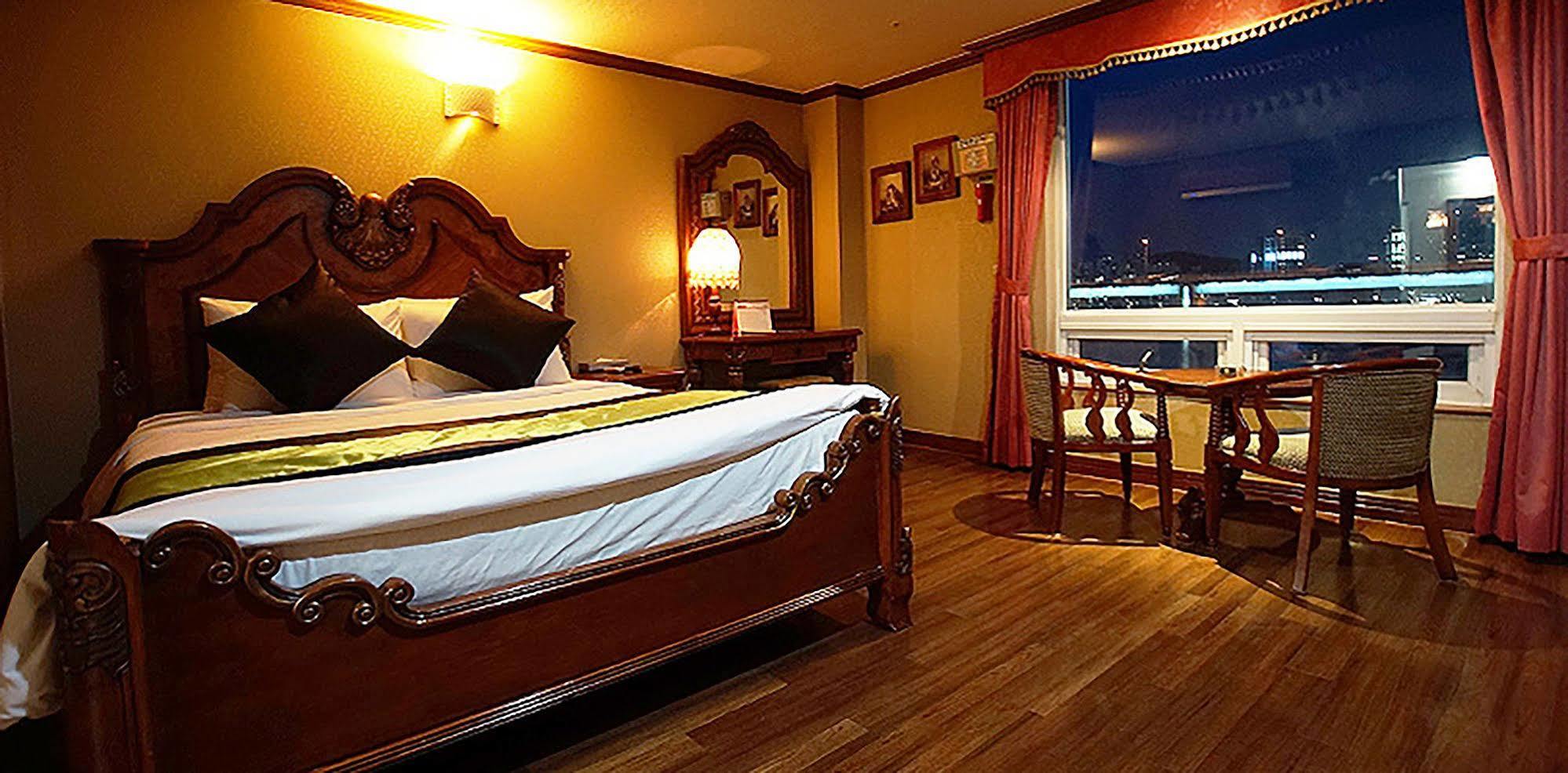 Hotel Castle Beach Пусан Экстерьер фото