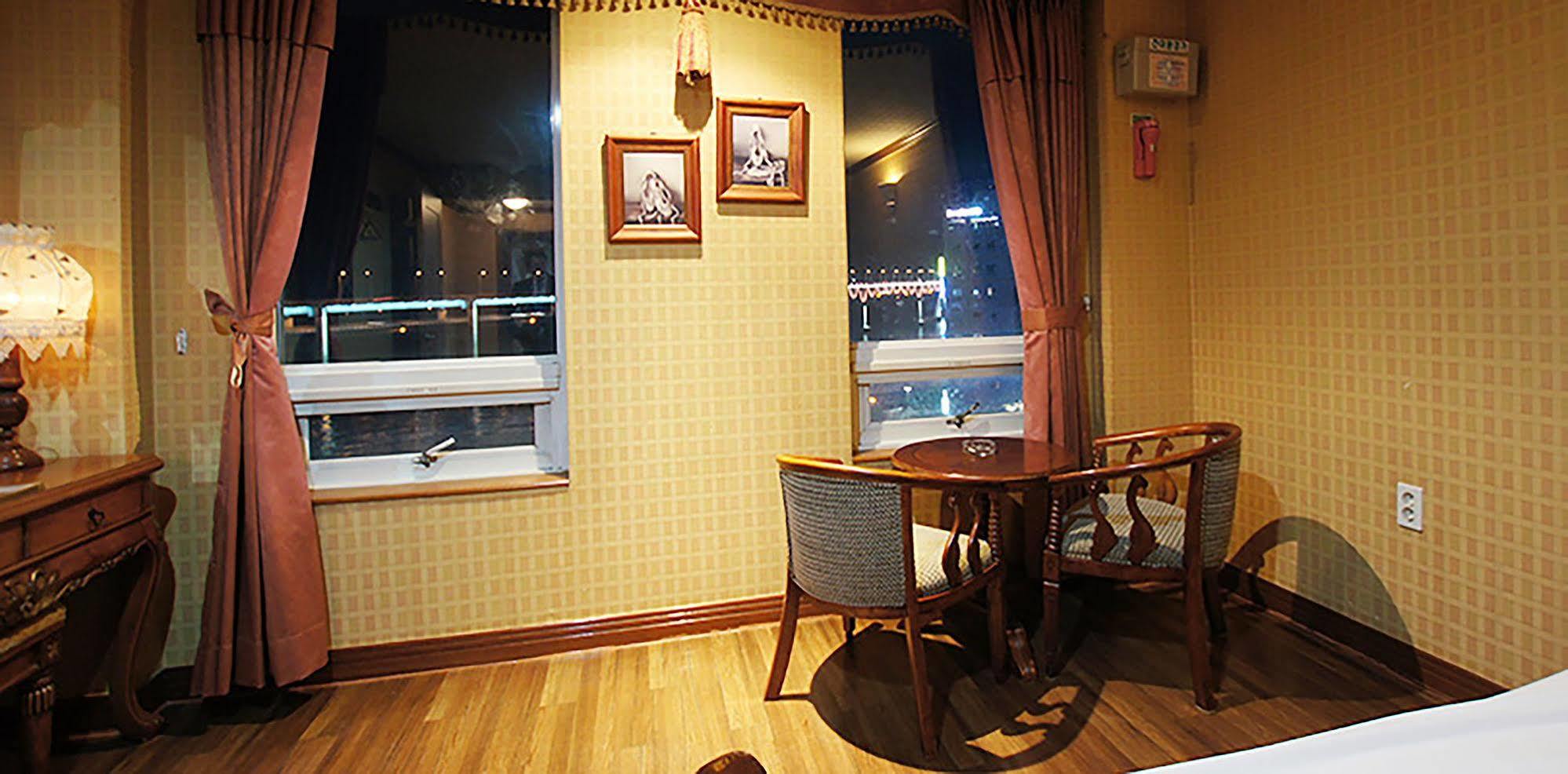 Hotel Castle Beach Пусан Экстерьер фото